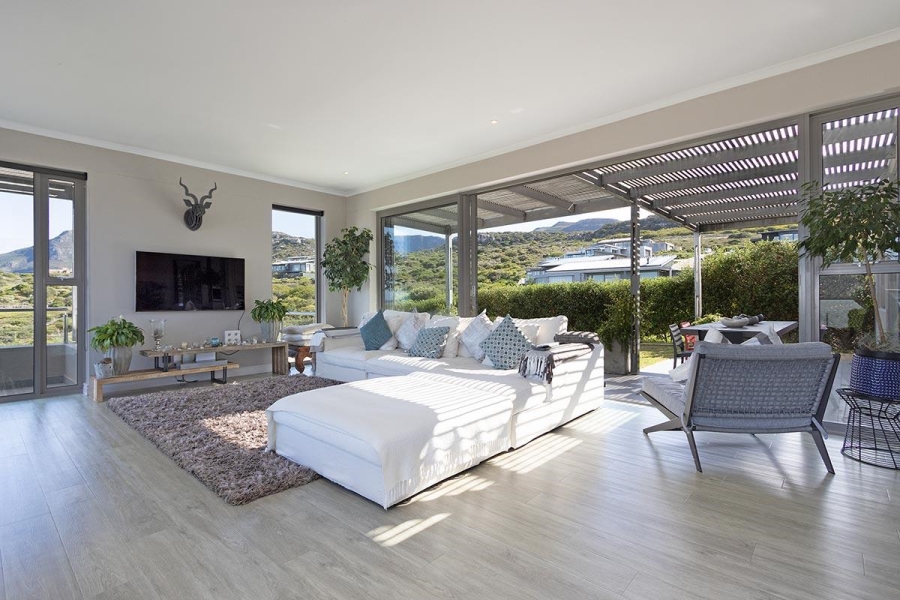 To Let 4 Bedroom Property for Rent in Chapman